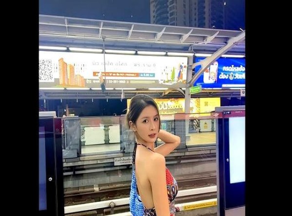 蔡卓宜不扣裤子引热议 网友：太敢穿！霸气回应引爆话题