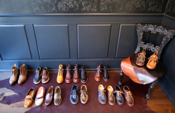 "In this time of the year in New York every one is looking for a new summer pair of shoes to show of their perfect feet, so here is the Top 10 Shoe Shopping Store of NYC, so you can find your new pair. "