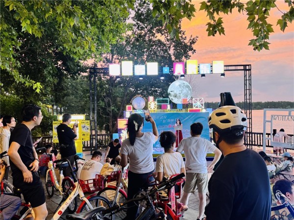 晨起追光、落日派对、湖畔音乐……武汉东湖夏日仪式感拉满_fororder_微信图片_20250821094229