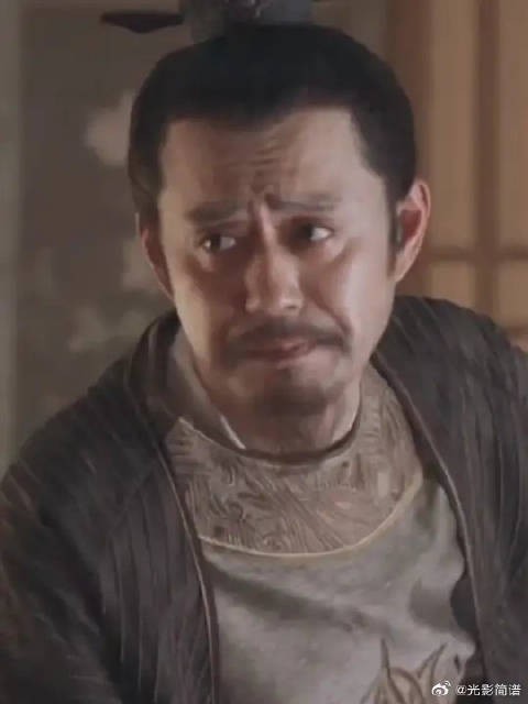 红狼从某种角度上来说，也称得是个好父亲好丈夫