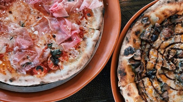 Dough Pizzeria 