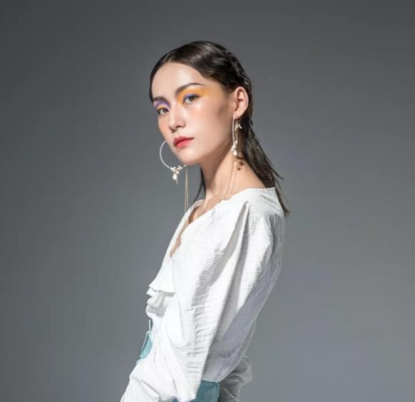 探索特色：文化、美食与<a target=