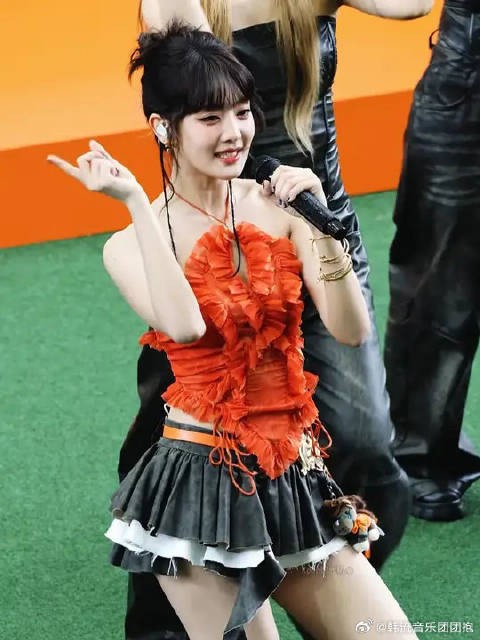 Minnie单人版Queencard 小颗粒香港赛马活动现场!