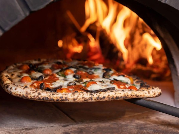 Best pizza in Jeddah: Il Postino Pizzeria