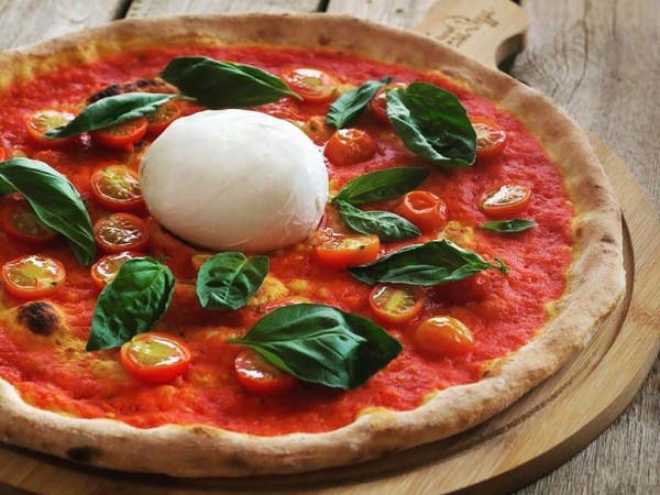 Best Pizza in Jeddah: Vera Pizza