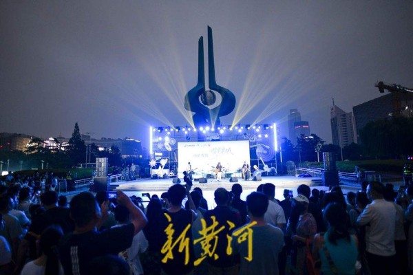 艺术之声点亮初秋夜 “唱享泉城音乐汇”热度持续