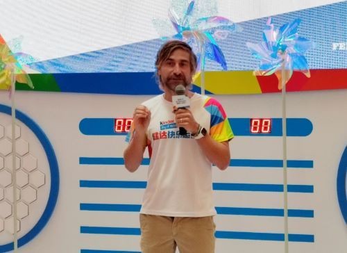 (费列罗中国健达品牌市场总监侯德晖 记者 姜煜 摄)