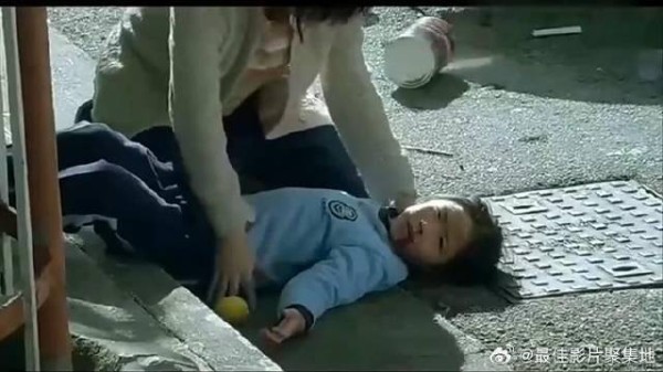 甄子丹追捕凶狠杀手！二人实力跑酷，街头火爆对打！