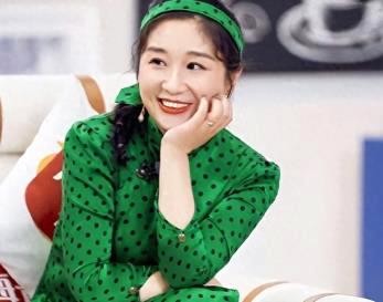 模范夫妻突然官宣离婚！震惊整个娱乐圈：15年情深，终于装不下去
