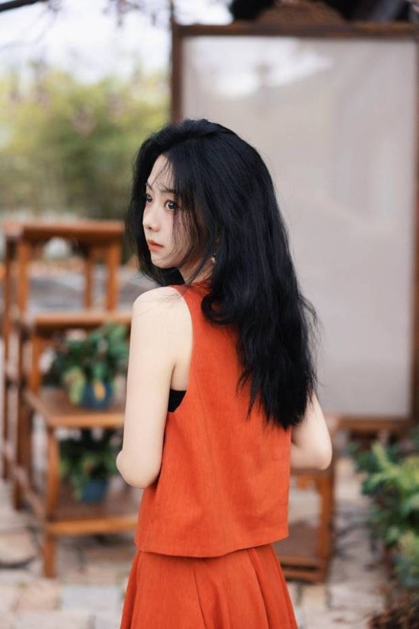 谭松韵气质温婉。