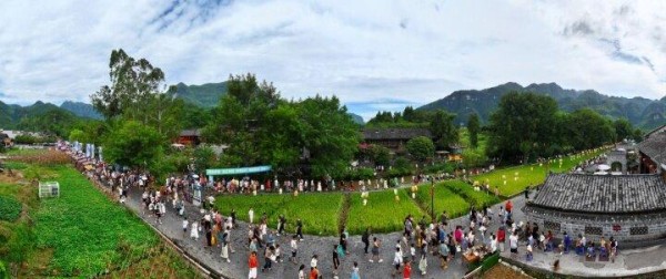 畅游诗画云舍！摸鱼、逛市集、蹦电音……