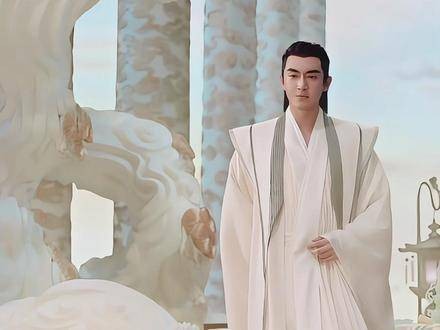 相柳与林更新的四方步都各具特色,但相比之下,我更偏爱林更新的演绎方式