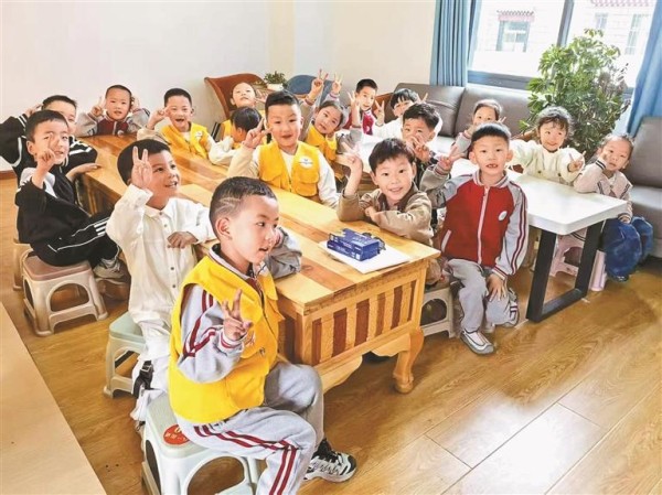 拉萨八一社区秋季流动少年宫开课