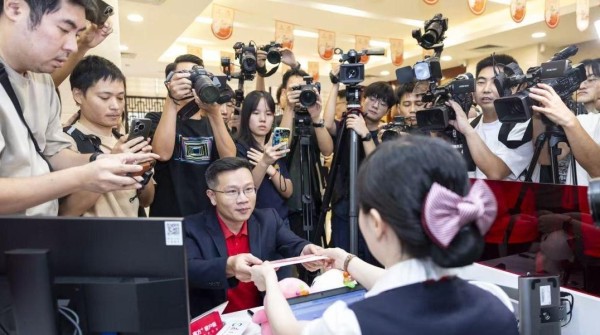 十五运会和残特奥会“开票”！市民开心“饮头啖汤”