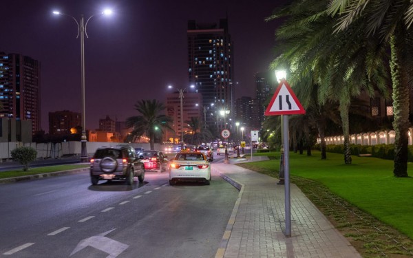 سيارات في شوارع عجمان