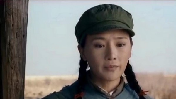 必看电影《高考1977》，人们极力参加高考，背后支持的人太伟大
