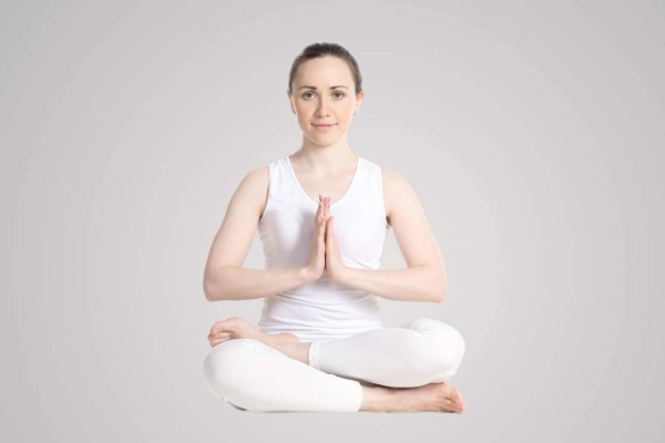 半莲花坐 Ardha Padmasana