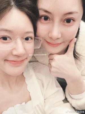 赵露思阅读余华作品《我胆小如鼠》有感