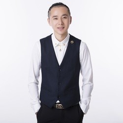 李其伟