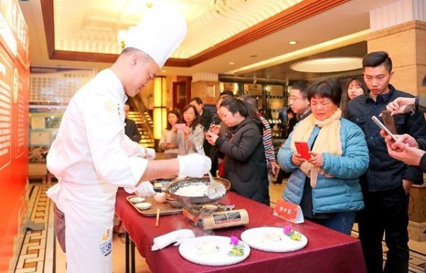两大世界美食之都携手 加强美食文化对接交流