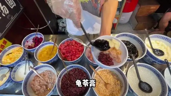小餐饮创业指南：从入门到精通的实战宝典