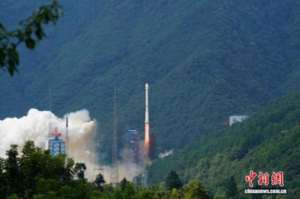 长三丙火箭携手远征一号上面级 试验二十九号卫星成功发射