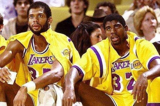 NBA选秀中的5大奇事，一支球队一年7个选秀权，榜首太感人！