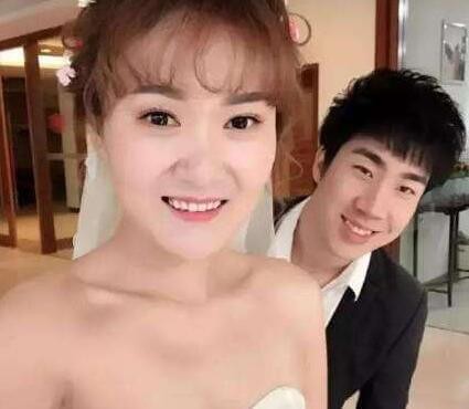 骚男回应离婚 骚男离婚净身出户七七微博小号遭扒离婚原因曝光