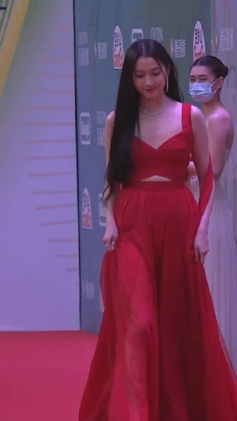 鹿晗关晓彤公开婚讯宣布好好过日子