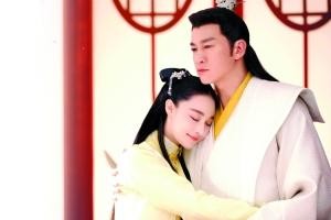 何润东饰演的花满天深陷情感纠葛。