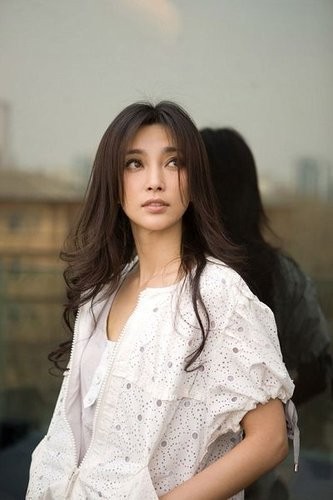 董卿将嫁富豪 盘点明星隐婚高手(组图)(4)