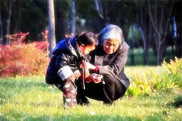 人到晚年应该找什么乐趣，找到晚年<a target=
