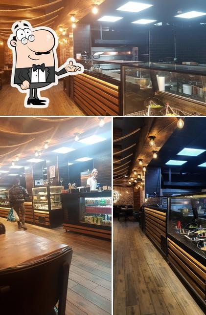 The interior of Viking Pizza