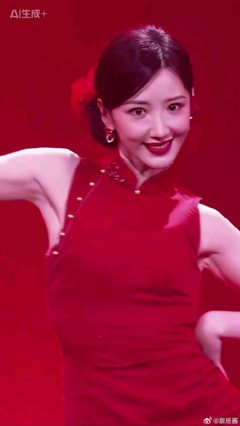 毛晓彤跳起舞来好美，果然在擅长的领域会发光！