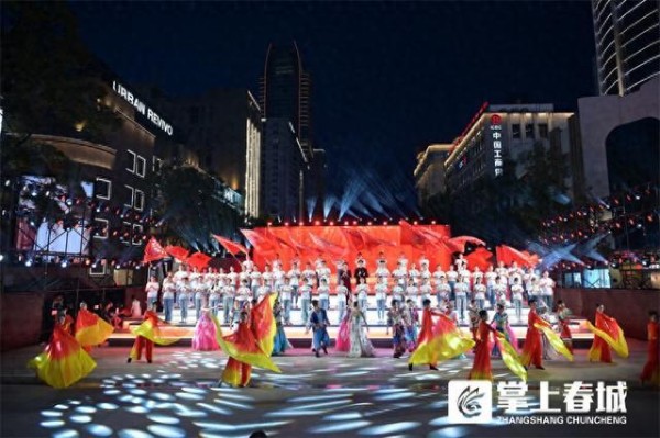 2024昆明文艺周火热开幕！看戏、逛展、沙龙……一站式邂逅艺术盛宴