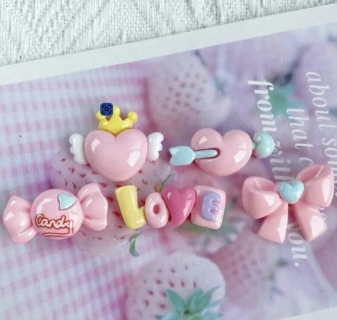 越南DIY装饰配件TikTok热销：本土店单月售3万单，电瓶车改装文化催生个性化消费