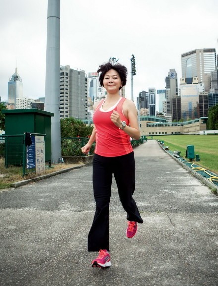 《外滩画报》专访查小欣：香港娱记女王的快和慢