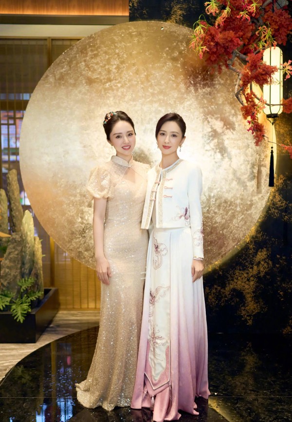 董璇新婚，佟丽娅暖心表态：我这儿永远是你的“娘家港湾”