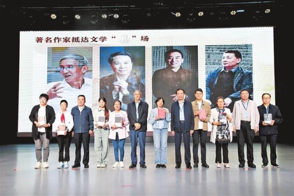 奔赴现场 拥抱乡土