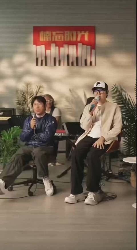 孙楠赞肖战歌迷热情有礼，期待藏海传续集