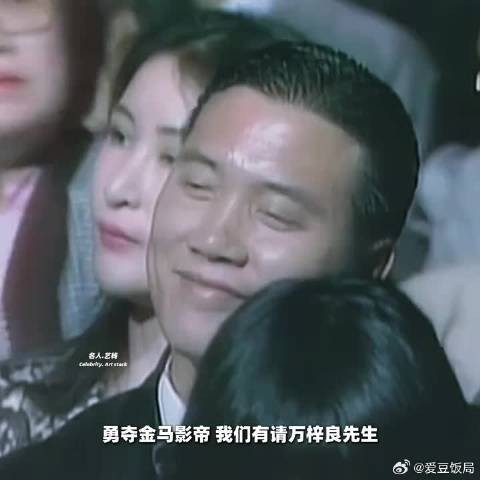 王晶：万梓良气场很大的，连周润发都要好好配合他