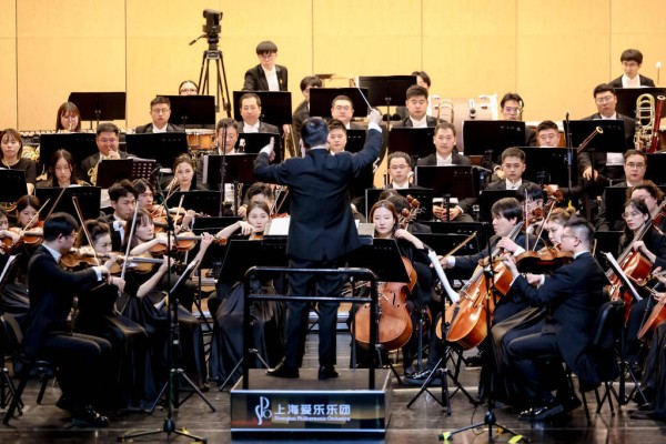 在深圳一带一路音乐季，上海爱乐首演交响曲《上海》