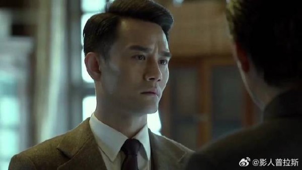 刘秘书因为一杯咖啡暴露 刚想动手,阿城却快她一步