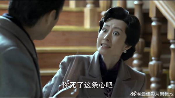 姐弟俩在间谍面前飙戏 这精湛的演技,给间谍都看懵了