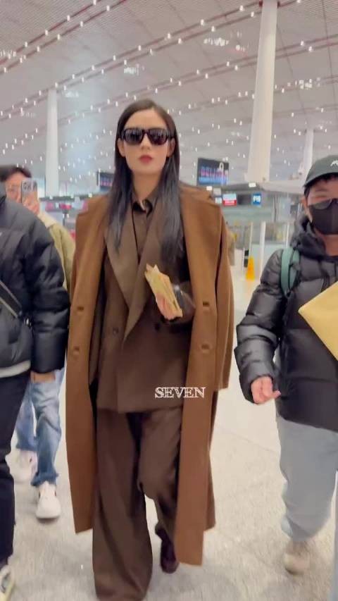 陈丽君出发中国电影大数据荣誉之夜~陈总你好帅