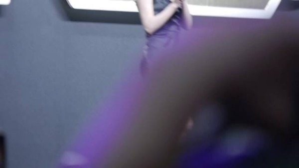 三上悠亚老师和粉丝们告别,这恋恋不舍的样子我见犹怜