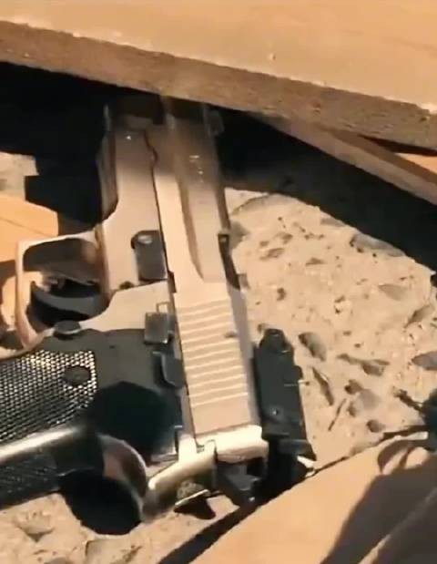 男子:原来这么容易打中的嘛