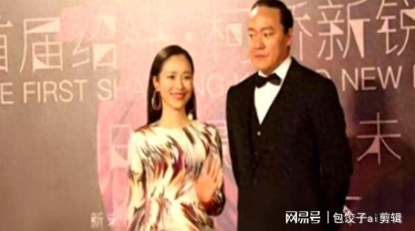 一天4瓜！昔日一线离婚、王菲女儿被爆同居、项链风波，个个离谱