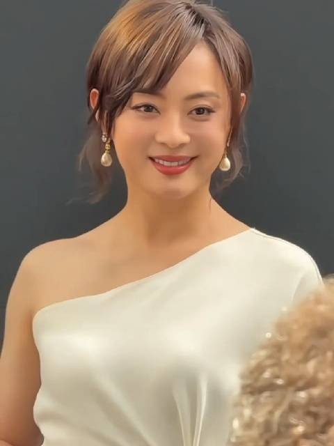 邓超称孙俪为偶像，赞其自律认真