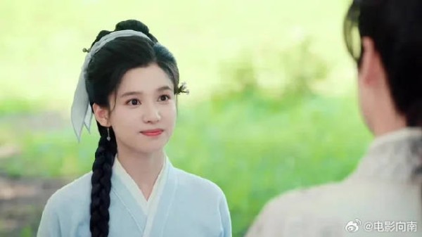 花芷和知己哥是细水流长，也是芷争朝惜